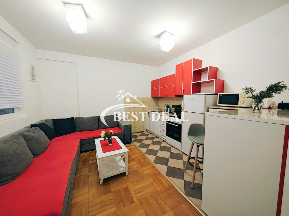 Apartment with a Separate Bedroom in Bar. ID_1.291
